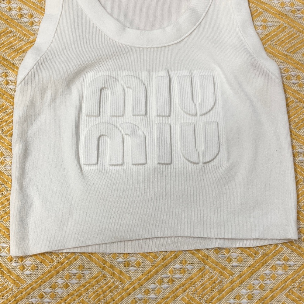 Miu Miu Embossed Women's Vest - Picture 2 of 8